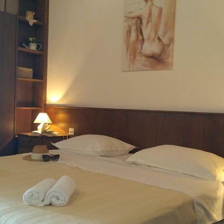 House Nede Medic Hotel Brela Kültér fotó