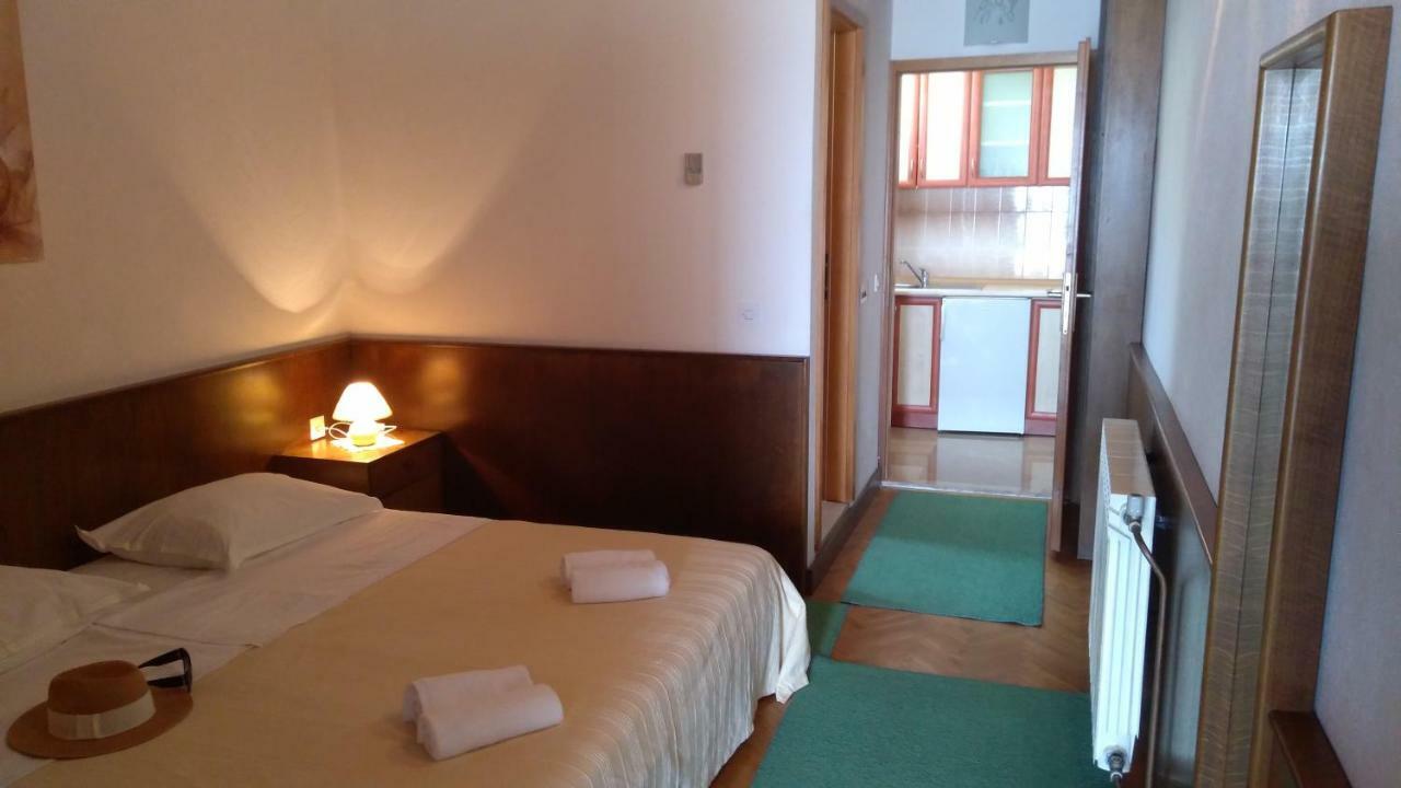 House Nede Medic Hotel Brela Kültér fotó